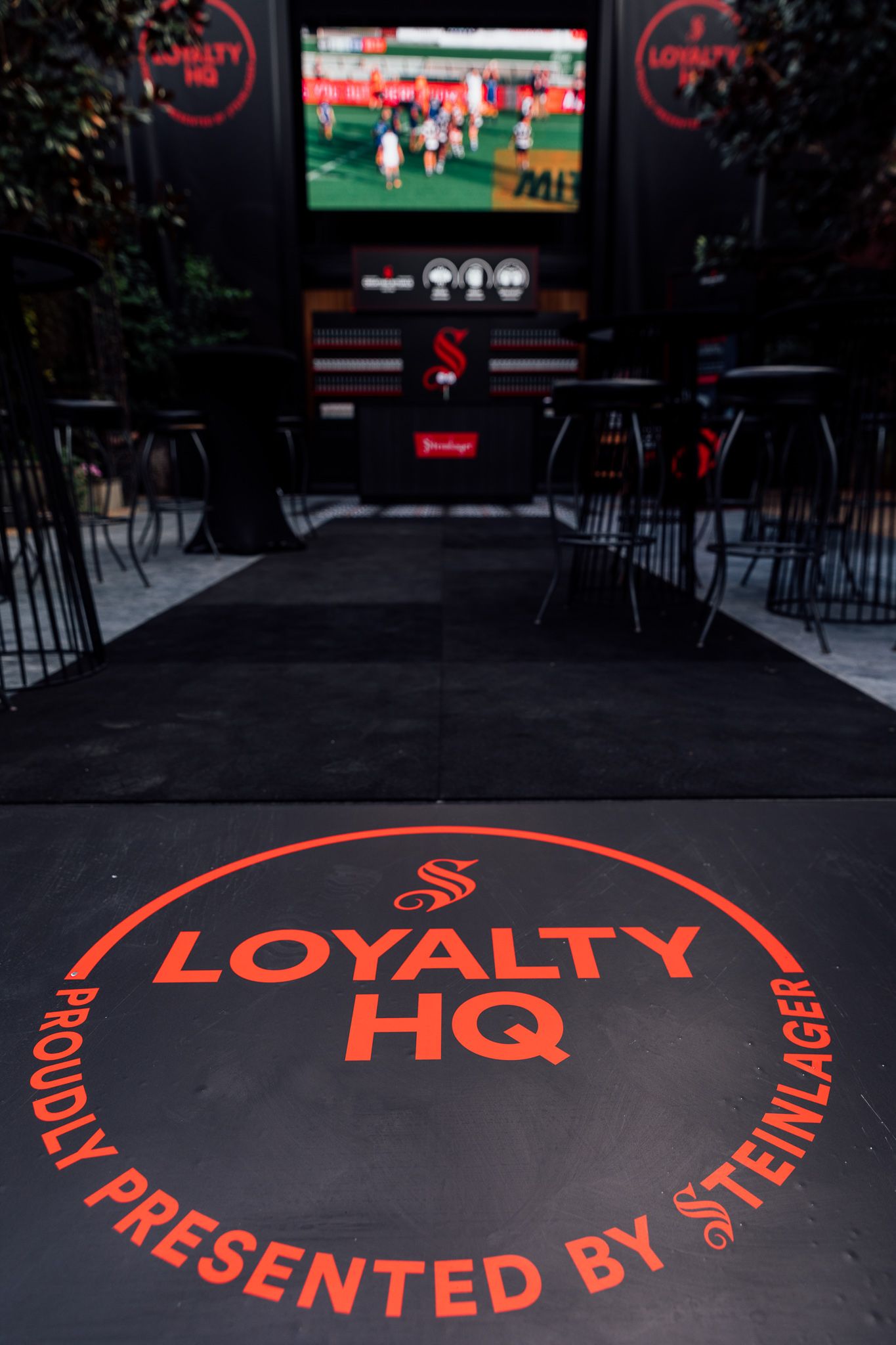Steinlager Ritual Glasshouse 52